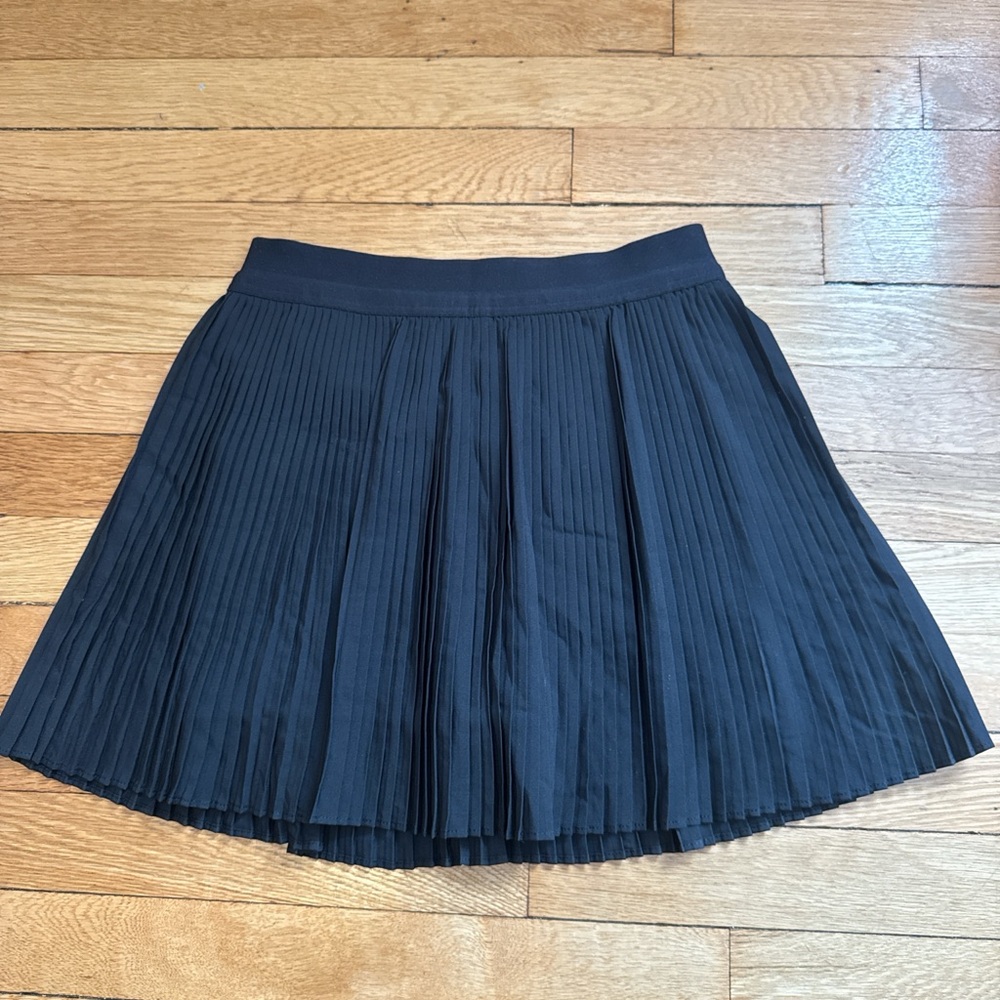 black athletic skort